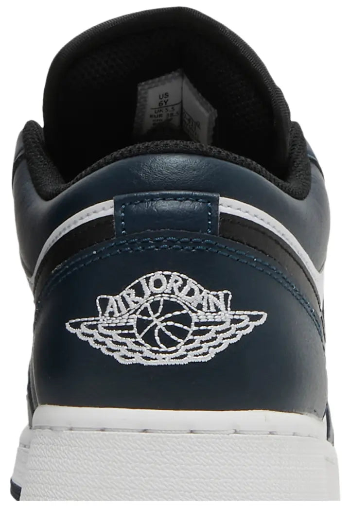 Nike Air Jordan 1 Low GS 'Armory Navy'